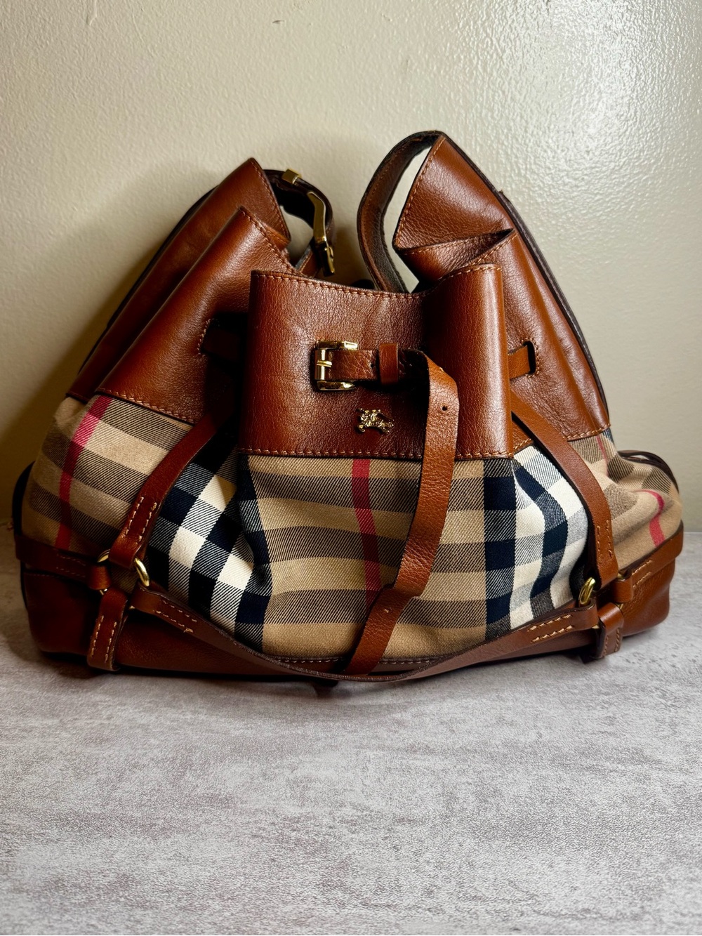 Burberry vintage Women's Brown Leather & Plaid Shoulder Bag
